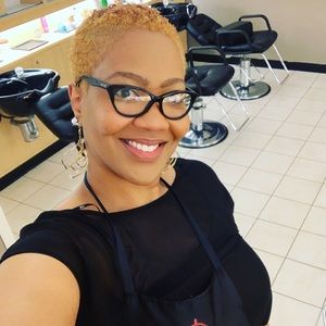 Meet your Posher, J’renee